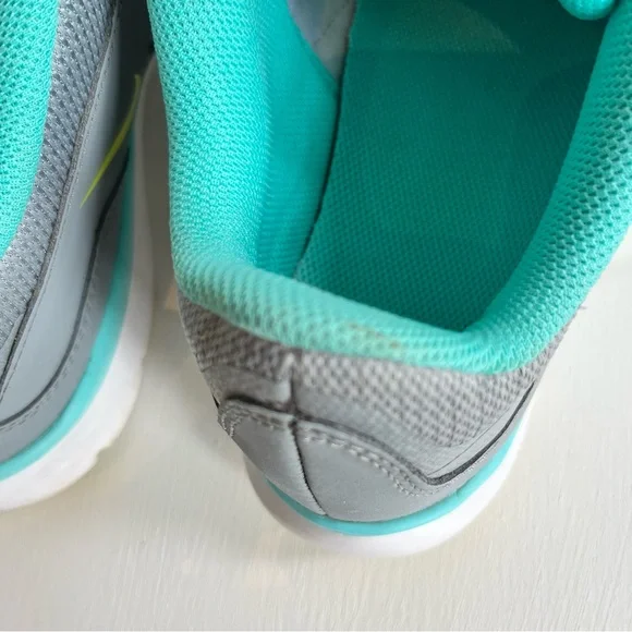 Nike Training Flex TR5 Women’s Sneakers - Picture 15 of 16